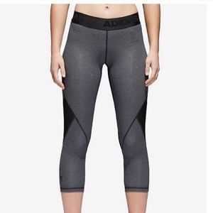 Cropped Adidas Leggings